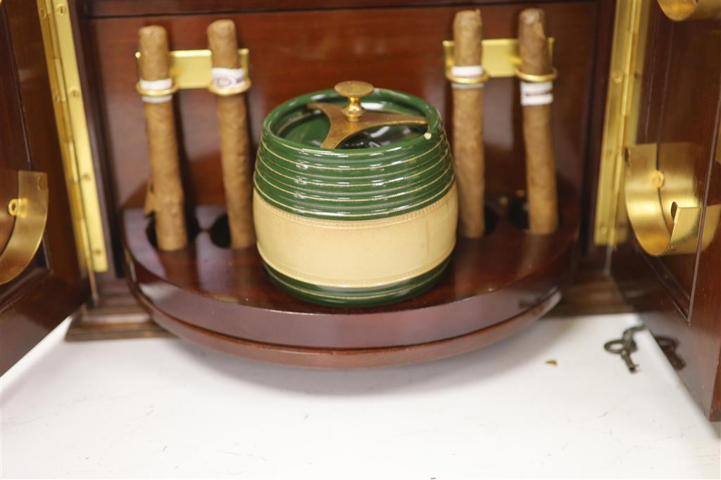 A Humidor mahogany cabinet, 35cm high, 37cm wide
